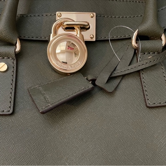 Michael Kors Handbag *Never Used* - Picture 3 of 9